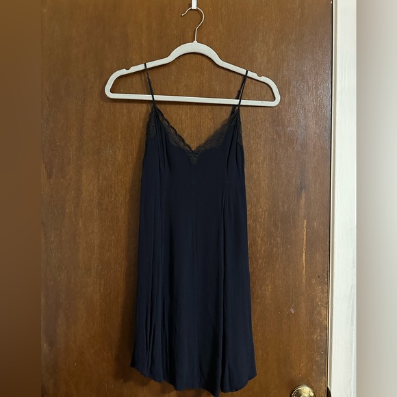 Wilfred Leibniz Dress - Picture 2 of 6